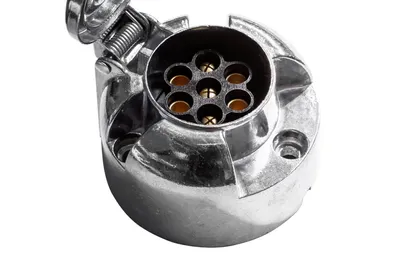 Obrázok produktu pre Kovová 7-pinová / 12V zásuvka