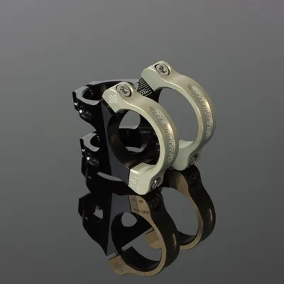 Produktbild von RENTHAL CYCLE Apex Gabelklemme mit Lenkeraufnahme - Offset 33mm