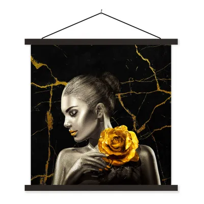 Produktbild von MuchoWow® Textilposter Frauen - Rosen - Gold - Marmor 120x120 cm mit schwarzem Rahmen - Aufhängungsset