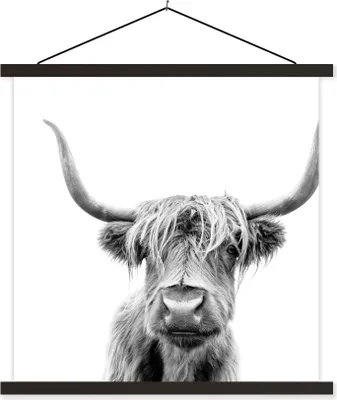 Produktbild von MuchoWow® Textilposter Schottisches Hochlandrind - Schwarz - Weiß - Tiere 120x120 cm mit schwarzem Rahmen - Aufhängungsset