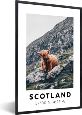 Produktbild von MuchoWow® Gerahmtes Poster Schottland - Schottische Highlander - Berge 20x30 cm - Poster mit Schwarzem Bilderrahmen Wandposter Rahmen Foto Bilder - Drucken - Bilder Poster im Rahmen