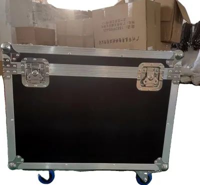 Image de Eclairage de scène à LED, contrôle DMX, haute luminosité RGBW, flightcase uniquement, prise EU
