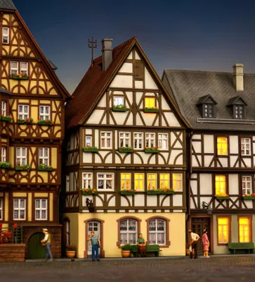 Produktbild von Kibri 38903 - H0 Fachwerkhaus am Markt in Miltenberg - Neu