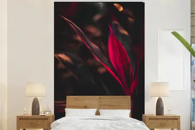 Produktbild von MuchoWow® Fototapete für Wohnzimmer oder Schlafzimmer Wandtapete Vinyl Motivtapete Stilleben - Blätter - Pflanzen - Rot - 225x350 cm - Schlafzimmer tapete