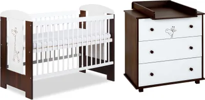 Produktbild von Babybett Gitterbett Kinderbett höhenverstellbar mit Matratze Schlupfsprossen Kommode MIT Schubladen Klamotenschrank Kinderzimmer Weiß Walnuss GIRAFFE 120x60 KMbaby