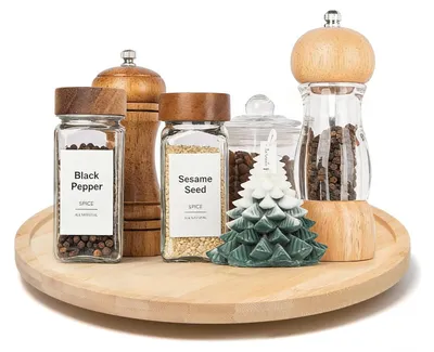 Produktbild von Rundes, drehbares Holztablett (360°), rustikal, drehbar, Lazy Susan, dekoratives rundes Serviertablett aus Holz für Küche, Kerzenhalter, 28 cm