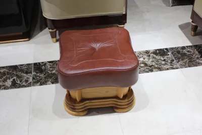 Image de Pouf, repose-pieds, 100% cuir, bois massif, tabouret rembourré,