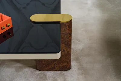 Image de Table basse en bois – Une qualité robuste pour plus de style dans votre salon.
