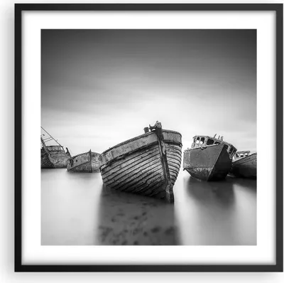 Produktbild von Gerahmtes Poster - Schwarzer Rahmen - £ódŸ Wrack Schiff - 50x50 cm - Wand Bild - Wanddeko - Wandbilder - Kunstposter - Wandposter - Bilderrahmen - Bilder - Kunstdruck - P2BAC50x50-4999