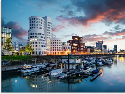 Produktbild von ARTland Glasbild Düsseldorf Medienhafen Größe: 80x60 cm