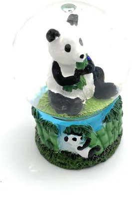 Produktbild von Onwomania Panda Bär niedlich süß Höhe 6,5cm Schneekugel Glitzerkugel Kugel schütteln mehrfarbig