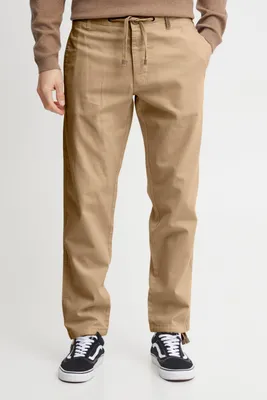 Produktbild von INDICODE IDIves Herren Leinenhose Sommerhose Lange Stoffhose mit Kordel Gürtelschlaufen Leinenmix Eingrifftaschen Regular fit
