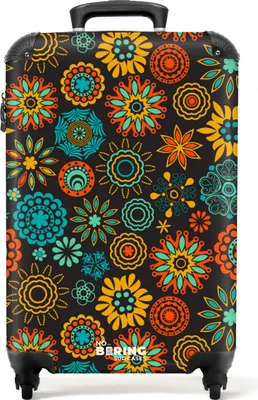 Produktbild von NoBoringSuitcases.com® Koffer Handgepäck Trolley Rollkoffer Kleine Reisekoffer mit 4 Rollen - Boho - Blumen - Muster - Cabin Size < 55x40x23 cm & 55x40x20 cm - Fotokoffer - Kabinenkoffer - BoardgepäckHandgepäck Koffer 55x35x20 cm, 36L,