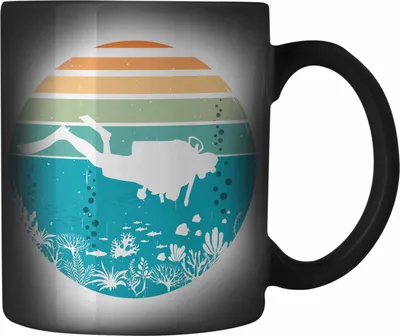 Produktbild von Trendation - Taucher Grafik Farbwechsel Zauber-Tasse Geschenk für Tauchlehrer Geschenkidee Lustig Tauchen Tauchsport Tiefsee (Schwarz)