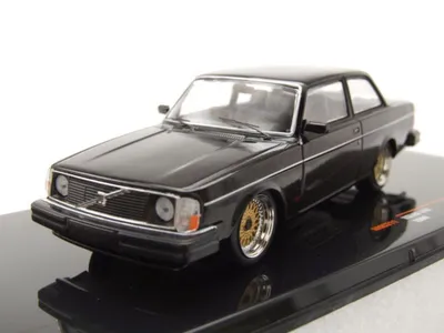 Produktbild von Volvo 242 Custom 1980 schwarz Modellauto 1:43 ixo models