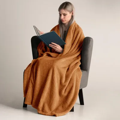 Produktbild von Kuscheldecke 100% Polyester Ultrasonic-Stepping 150 x 200 cm -  Orange