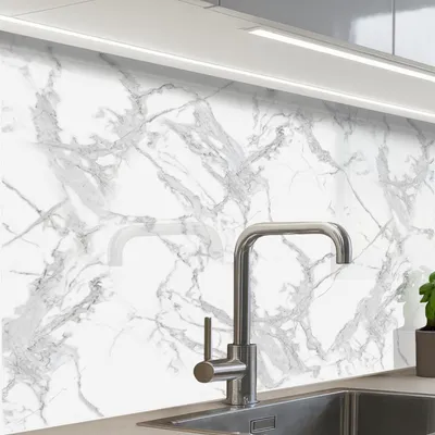 Productafbeelding van Zelfklevende Keuken Achterwand met Marmerlook