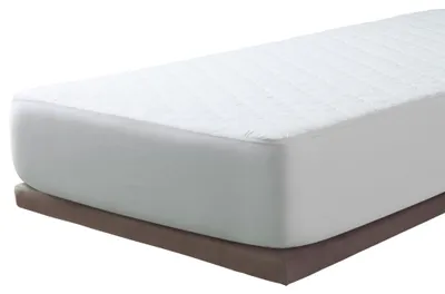 Obrázok produktu pre Ochranná podložka na matrac 140 x 190/200 cm - Quiltovaná, vyrobená z jemnej mikrovlákna