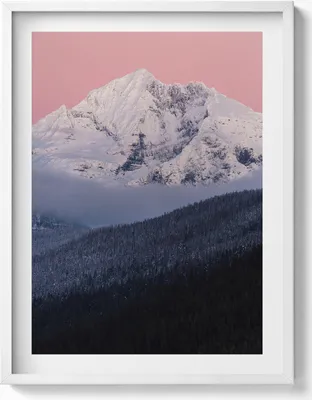 Produktbild von Wald und schneebedeckter Gipfel– Wandbild mit Rahmen – Gerahmtes Bild  – Wanddekoration – 60x80 cm –  Weiß Rahmen