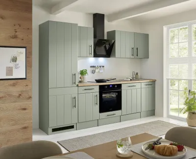 Produktbild von Küche Einbauküche Küchenzeile Landhaus Grün Anton 280 cm Induktion und großer Kühlschrank Respekta