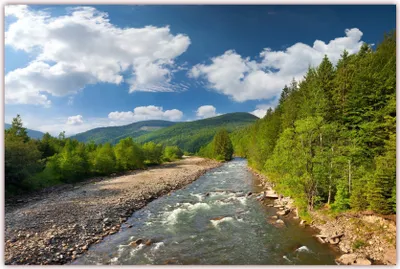 Produktbild von XXL Poster 100 x 70cm (F-214) Gebirgslandschaft mit strömendem Fluss ufergesäumt mit Bäumen und blauem Himmel mit strahlend wei?en Wolken (Lieferung gerollt!)
