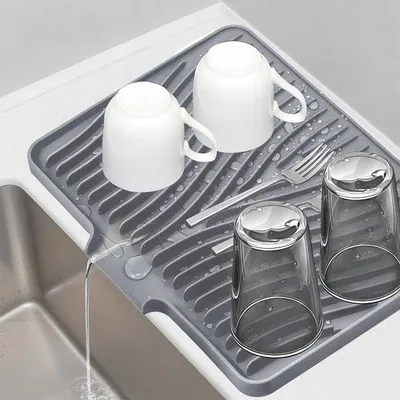 Productafbeelding van Unyqoos® Afdruipmat van voedselveilig siliconen, 50 x 40 cm, antislip met afvoer, hittebestendig tot 230°C, BPA-vrij