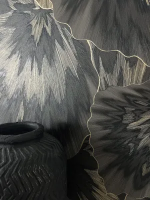 Produktbild von NEWROOM Tapete Petricca Schwarz Vliestapete - Natur Blumen Blätter  Germany