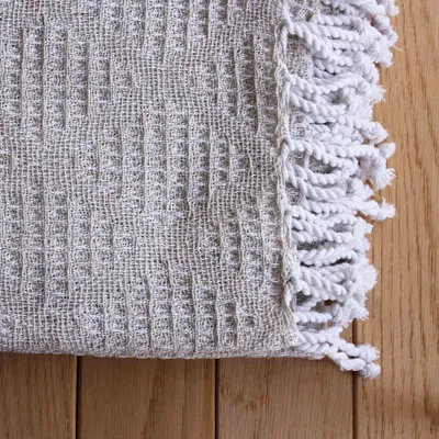 Produktbild von Jacquard-Decke mit Fransen