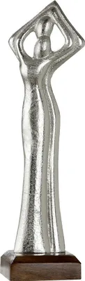 Image de Sculpture "Zueinander" de la marque Gilde, en aluminium, avec un socle en bois de mangue de couleur argentée. Dimensions : longueur 8,0 cm, largeur 9,0 cm, hauteur 30,5 cm. Référence : 48330
