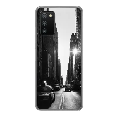 Produktbild von MuchoWow® Handyhülle Schutzhülle Hülle für Samsung Galaxy A03s Eine ruhige Straße in New York in Schwarz und Weiß Silikon Softcase Handy Hülle - Schutz