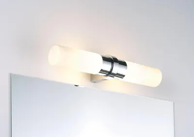 Imagen del producto de Lámpara de pared/techo Saphir, IP44, máx. 2 x 40W, casquillo E14, cromo/opala, 230V, metal/vidrio