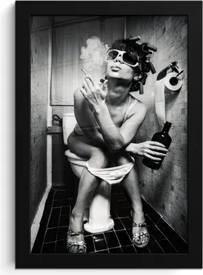 Produktbild von MuchoWow® MuchoWow® Gerahmtes Poster Frau - Vintage - Lockenwickler - Toilette - Zigarette 20x30 cm - Poster mit zchwarzem Bilderrahmen - Drucken - Bilder Poster im Rahmen