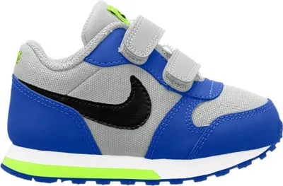 Produktbild von Nike Schuhe MD Runner 2, 806255021