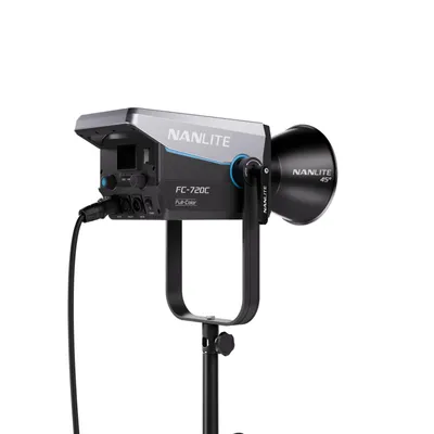 Produktbild von Nanlite FC- 720C full color LED Light Studio Leuchte Reportage Dauerlicht daylight