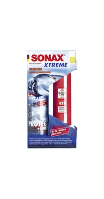 A product shot of a Sonax XTREME Protect Shine Hybrid NPT kit.