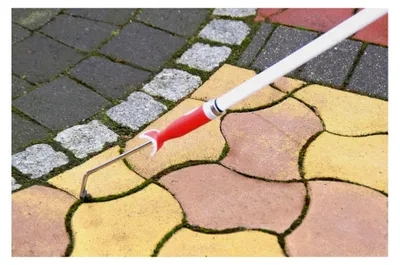 Produktbild von Rillenfix® Unkrautkratzer mit Teleskopstiel und spezieller Schneide für Fugen