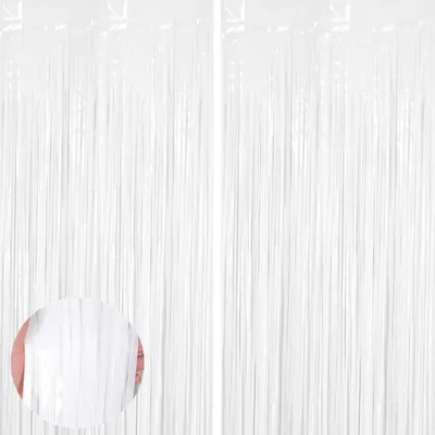 Produktbild von Set mit 2 weißen Lametta-Vorhängen für festliche Dekoration (1m x 2m)