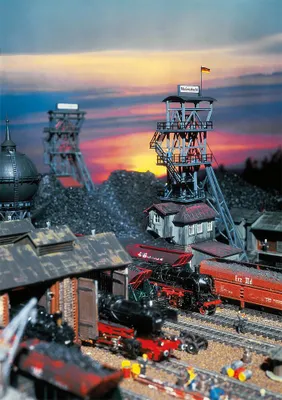 Produktbild von Faller H0 130945 Förderanlage Marienschacht Bausatz 1:87