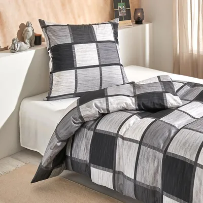 Produktbild von Traumschlaf Mako-Satin Bettwäschegarnitur Verso grau Kissenbezug einzeln 40x80 cm