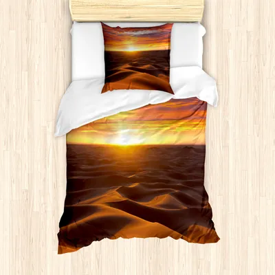 Produktbild von ABAKUHAUS Wüste Mantele, Drastischer Sonnenuntergang Landschaft, Milbensicher Allergiker geeignet mit Kissenbezügen, 135 cm x 200 cm - 80 x 80 cm, Mehrfarbig