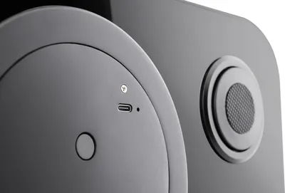 Produktbild von ETA Digitale-Waage SlimFit I Tragkraft 150 kg I Wiegegenauigkeit bis 100g I Einfache Wartung I SLIM-Design I USB-Ladung I Li-Ion Akku I Personenwaage