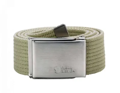 Image de Fjällräven Canvas Belt 4cm with Military Buckle - Choix de couleurs : Noir, Gris foncé, Olive foncé, Rouge foncé, Vert, Kaki clair, Taille : 4x8x8 cm