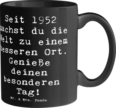 Produktbild von Mr. & Mrs. Panda Kaffeetasse Spruch 1952 Geburtstag - Schwarz - Geschenk, genieße deinen besonderen Tag, Jahrgangsfeier, Happy Birthday, Alter, Keramiktasse, schöne tasse