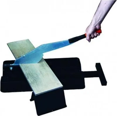 Produktbild von Laminatschneider Strati'cut93725 für Laminat & LVT, 7-12mm Schnittdicke, saubere 90°-Schnitte