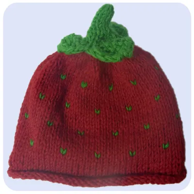 Produktbild von Strickmütze Bindemütze Wollmütze Winter Mütze mit lange Bänder aus Wolle, weichem Fleece Innenfutter : rot/grün Farbe: Rot/Grün