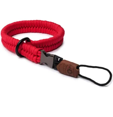 Produktbild von C-ROPE Kamera Handschlaufe Claw aus Paracord 30cm Red retail