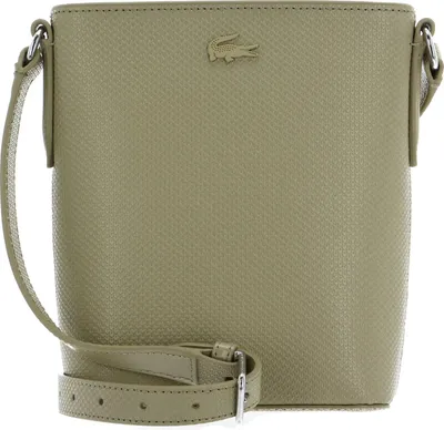 Produktbild von LACOSTE Leder Umhängetasche Chantaco Classics Vertical Crossover Bag Brindille khaki