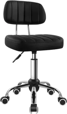 Image de Tabouret pivotant sur roulettes, de couleur noire, de forme carrée, avec dossier, et réglable en hauteur, idéal pour le travail