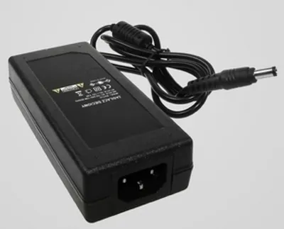 Obrázek produktu pro Napájecí zdroj 12V/6A DC konektor 2.1/5.5 CCTV apod