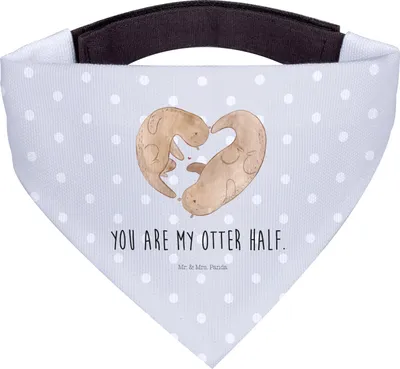 Produktbild von Mr. & Mrs. Panda Hund Halstuch Otter Herz - Grau Pastell - Geschenk, Hochzeitstag, Für Hunde, Hundehalstuch, Tuch, Hunde-Halstuch, Liebe, Love You